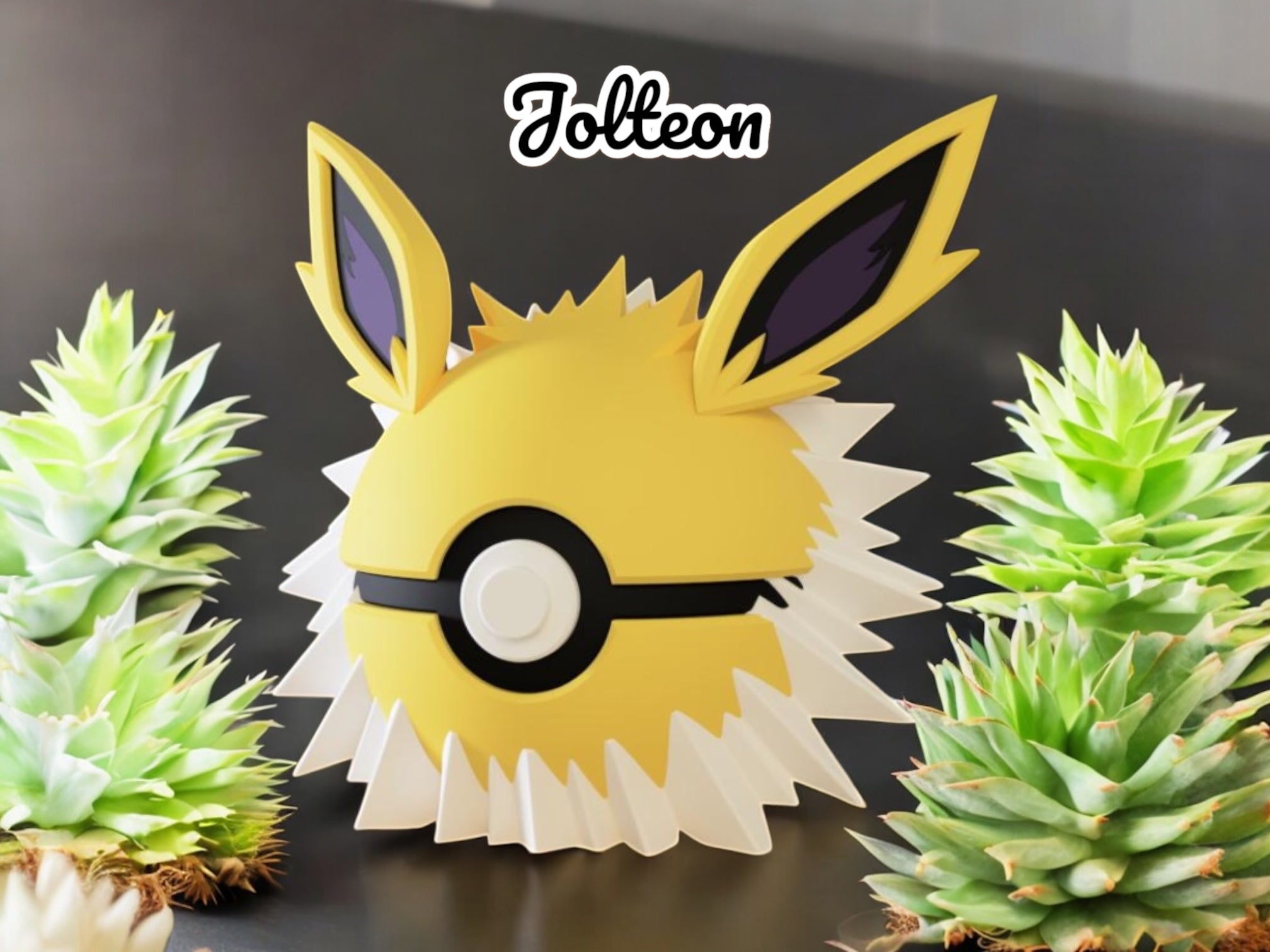 Jolteon PokeBall