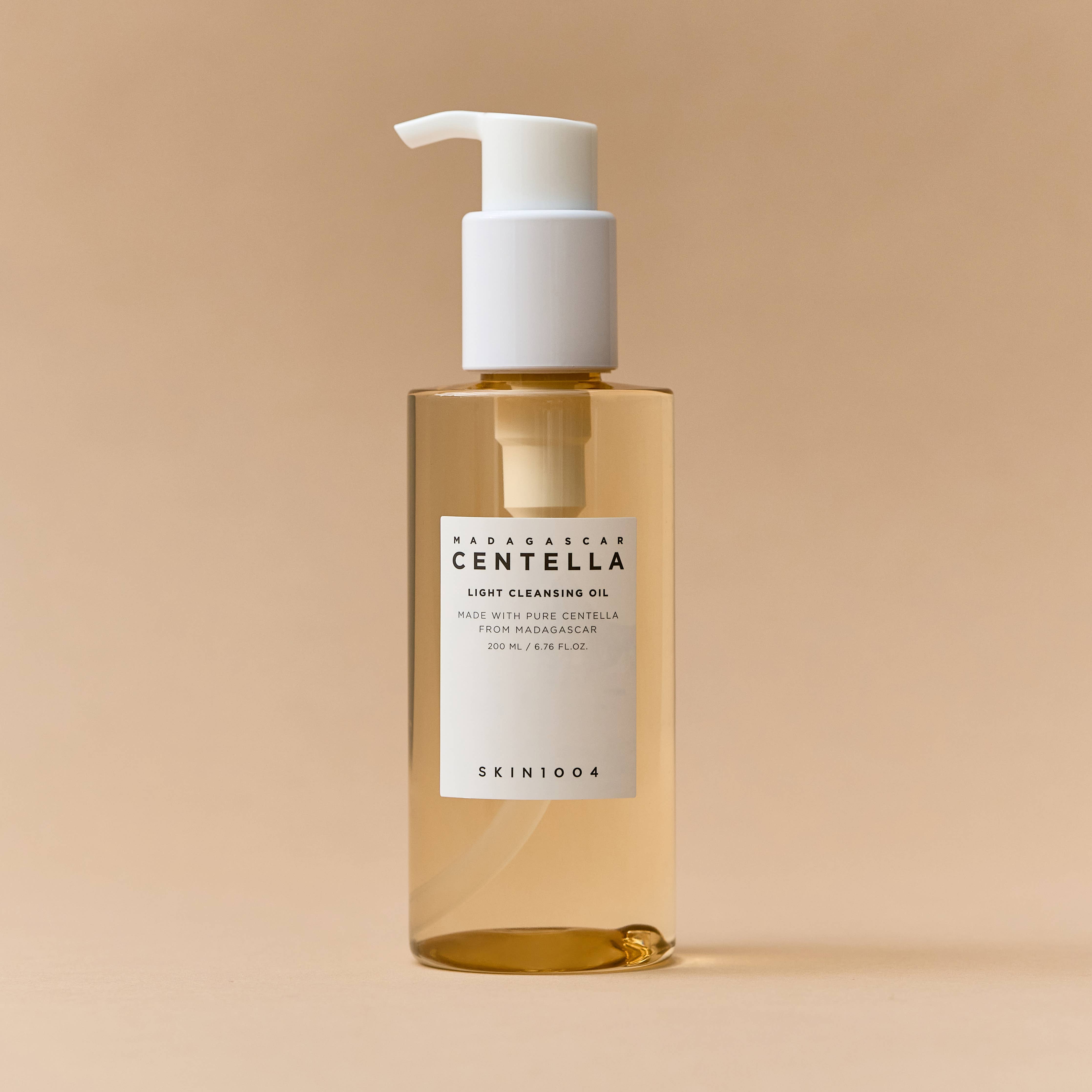 Madagascar Centella Light Cleansing Oil
